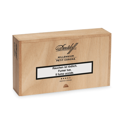 Davidoff Millennium Petit Corona 