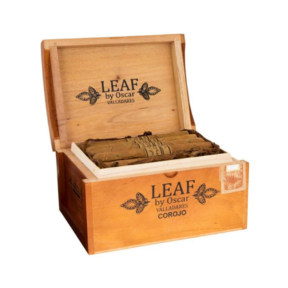 Leaf by Oscar Corojo Toro